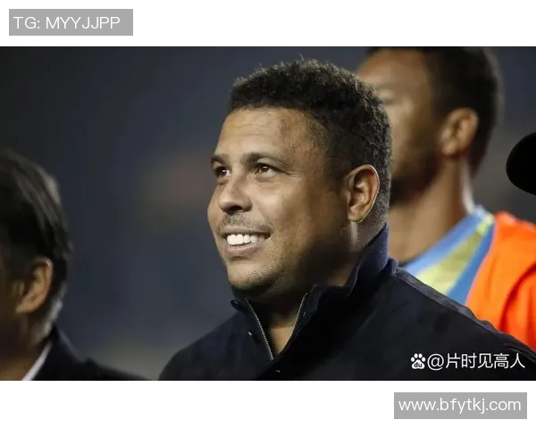 巴西足球历史上最具影响力与传奇色彩的球星是谁