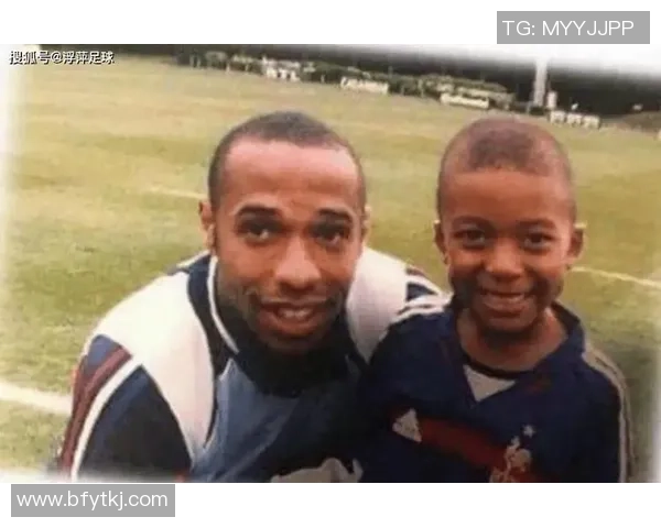 法国足球五大巨星盘点从亨利齐达内到姆巴佩的辉煌传承